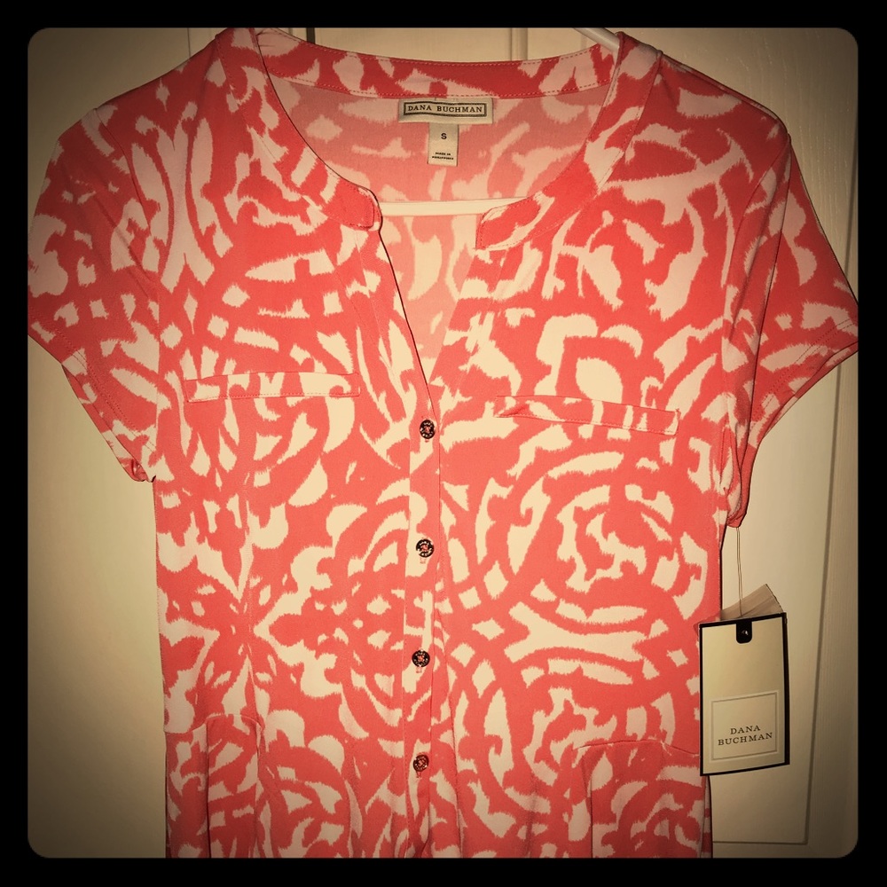 NWT Very soft Dana Buchman Peplum Top